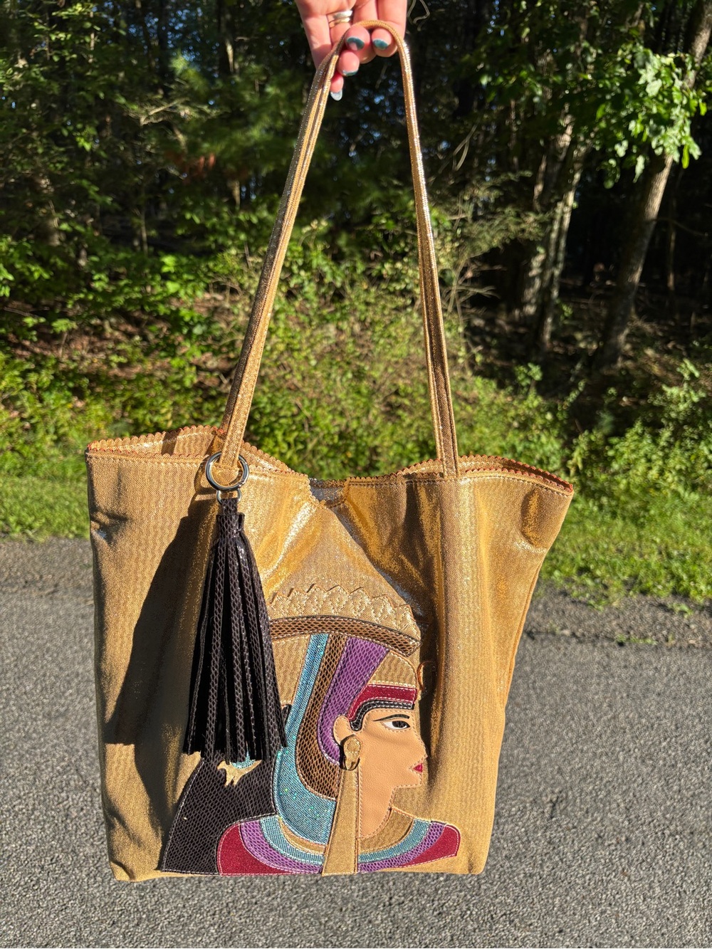 Sharif Gold Egyptian Motif Tote Bag with Tassel - Picture 4 of 17